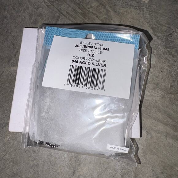 Heaven by Marc Jacobs Earrings Deftones Aged Silver Earings Deftones Cowboy NWT - Picture 3 of 8